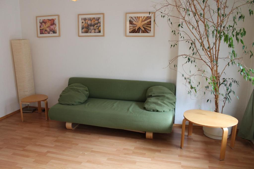 Hostel Louise 20 *